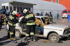 Лучшая команда регионального центра по проведению аварийно-спасательных работ при ликвидации чрезвычайных ситуаций на автомобильном транспорте в 2015 году