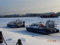 Главное управление МЧС по Санкт-Петербургу провели зимние тренировки.